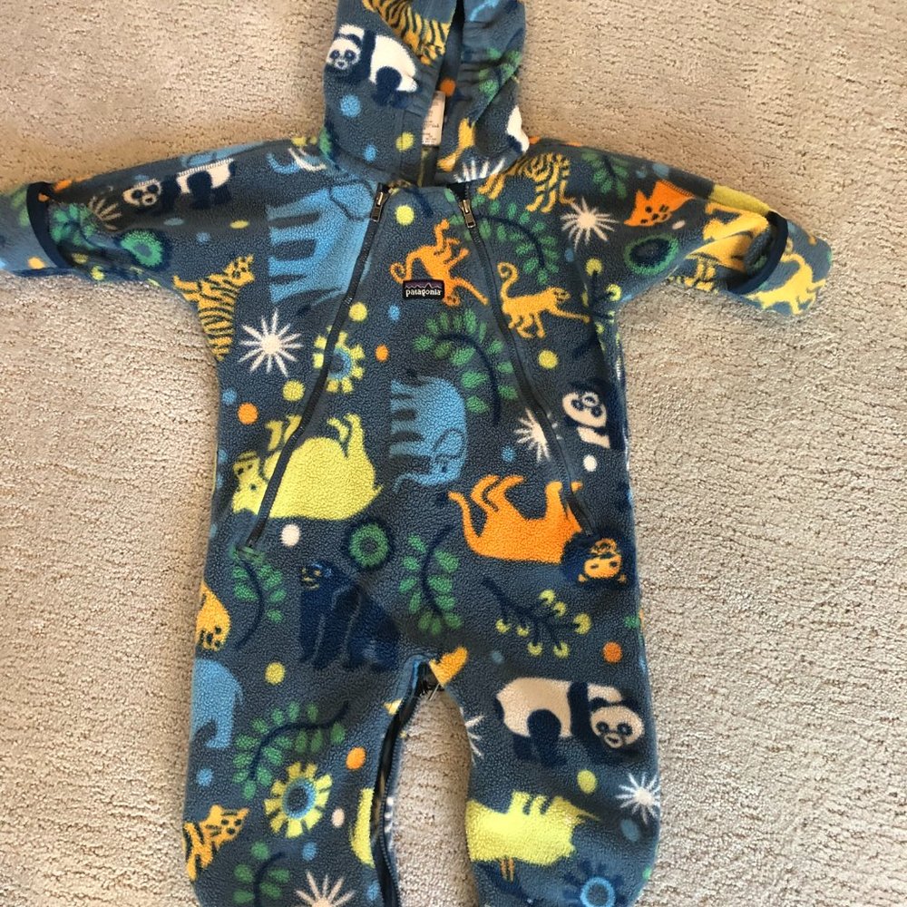 Patagonia fleece baby bunting